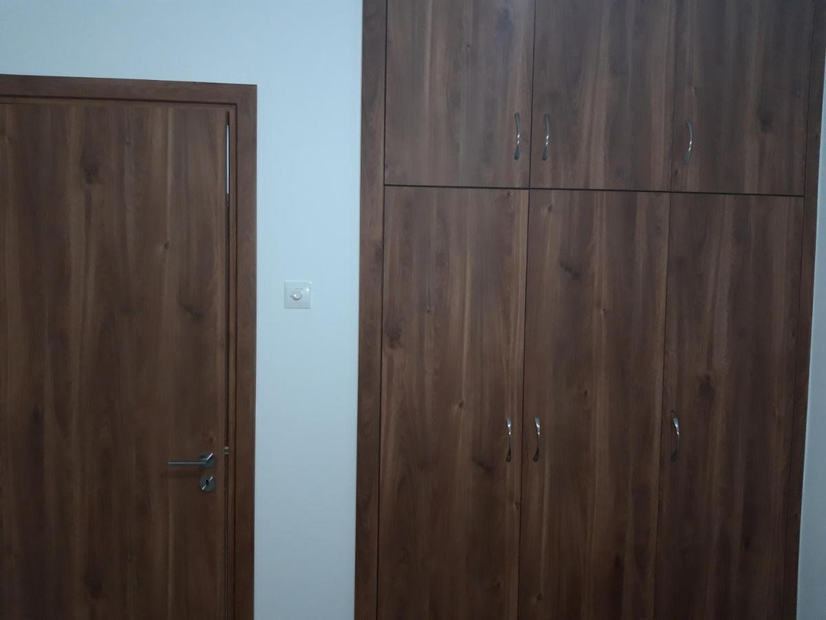 Costas Two-Bedroom Ground Floor Apartment Пафос Екстериор снимка